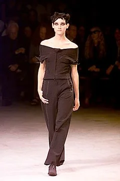 Look 18